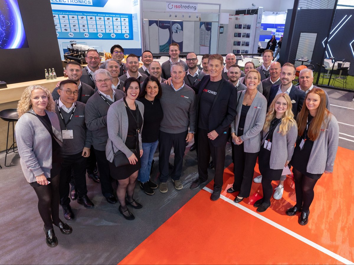 NewPower Team Photo electronica
